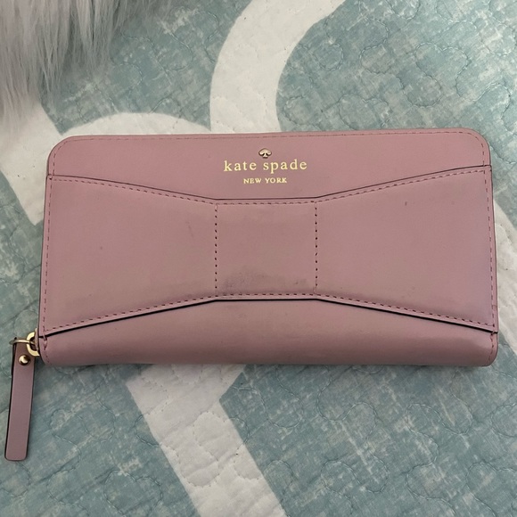 Kate Spade Beau Lacey Wallet 🩷 - Picture 2 of 9
